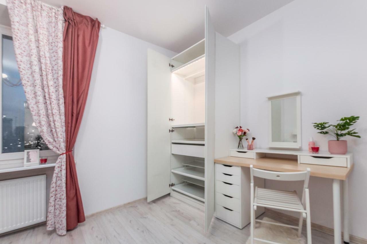 Apartments The View By Noclegi Renters Varsovie Extérieur photo